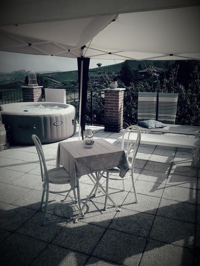 La Terrazza Del Barbaresco Bed and Breakfast Neviglie Eksteriør billede